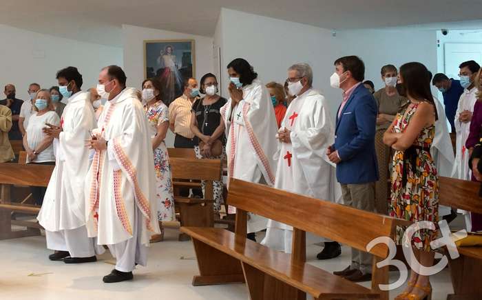 misa solemne en el día de la fiesta de San Juan en Tres Cantos