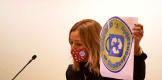 Ayuntamiento convoca los lunes a los medios para noticias pasadas o genéricas