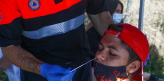 El Ayuntamiento realiza test de antígenos a un centenar de chicos, chicas y monitores, en la salida a los campamentos de verano
