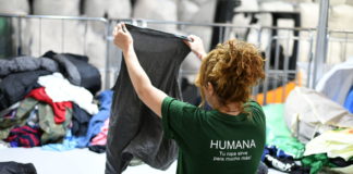 Tres Cantos recicla más de 55 toneladas de textil usado en los primeros seis meses del año, con un fin social y ambiental