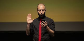 Monólogo de Andreu Casanova: Tinder SORPRESA