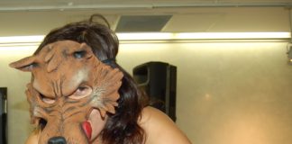 Una noche de cuento: La mujer loba, y otras historias de mujeres y de lobos