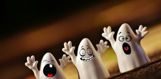 Taller de llaveros terroríficos de fimo