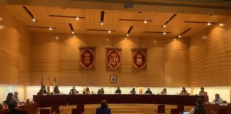 El pleno aprueba la modificación de la ordenanza fiscal que regula las tasas de ocupación de la vía pública por terrazas