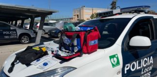 Por fin empiezan a llevar botiquín de primeros auxilios los coches de la Policía Local de Tres Cantos