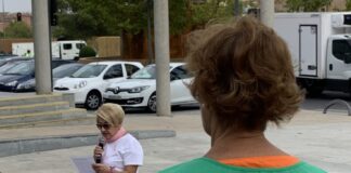 Tres Cantos se solidariza con la AECC en el Día Mundial Contra el Cáncer de Mama