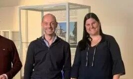 Los perros ya pueden entrar en el Centro Cultural Adolfo Suárez