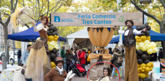Jornada de compras en el comercio local en la edición de otoño del mercadillo Pop Up