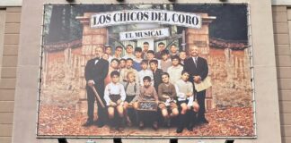 800 tricantinos llenaron el Teatro La Latina el preestreno exclusivo del musical ‘Los Chicos del Coro’