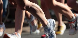 Cierre de la pista de atletismo y aparcamiento del Parellada