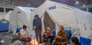 Jornada de recogida de ayuda solidaria para los damnificados por el terremoto de Turquía y Siria organizada por el Ayuntamiento de Tres Cantos