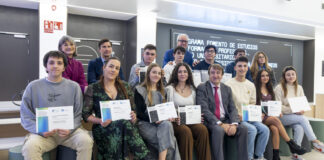 Entregadas las ayudas para residentes en Tres Cantos del Programa Fomento de Estudios en el Campus Universitario de UNIE