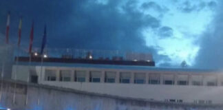 El Ayuntamiento de Tres Cantos ‘Ilumina de azul’ en el Día Mundial de la Concienciación sobre el Autismo