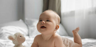 800 euros por nacimiento o adopción en 2023 a 297 familias tricantinas