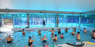 Más clases de deportes acuáticos municipales para los tricantinos: «aquagym» y natación