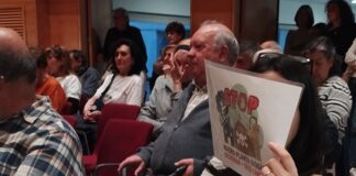 El Gobierno municipal AHORA no quiere la planta de biogás SI ESTÁ CERCA de Tres Cantos El Gobierno municipal AHORA no quiere la planta de biogás SI ESTÁ CERCA de Tres Cantos. EN EL PLENO DE AYER HABLÓ MUCHO MÁS EL PUEBLO Y LOS PARTIDOS DE LA OPOSICIÓN Y EL GABINETE DE COMUNICACIÓN DEL AYUNTAMIENTO PARECE QUE ES EL DEPARTAMENTO DE PROPAGANDA DEL PARTIDO POPULAR EN TRES CANTOS: EN SU NOTA PARECE QUE SOLO HABLARON ELLOS. LA PARADOJA ES QUE DICEN QUE LA PLANTA ES MUY BUENA PERO QUE NO LA QUIEREN CERCA. SI ES TAN BUENA. ¿POR QUÉ NO PUEDE ESTAR CERCA O SI NO PUEDE ESTAR TAN CERCA ES QUE NO ES TAN BUENA?