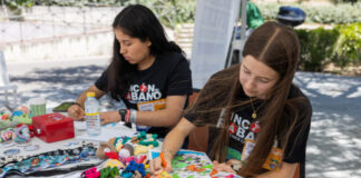 A la Comisión de Participación Adolescente (COPIA) le pagan la cuarta edición del salón de los hobbies alternativos ‘El rincón del rábano’