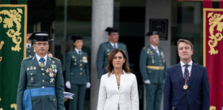 Tres Cantos en la Fiesta Nacional con la Guardia Civil en el día del Pilar