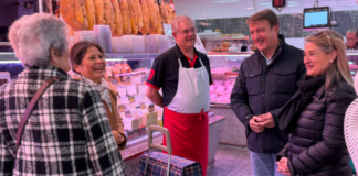 Campaña municipal en los comercios contra la «soledad no deseada» y de espaldas a las asociaciones de comerciantes