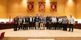 Emotivo homenaje a los funcionarios pioneros de la Administración local