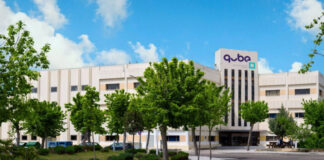 El alcalde de visita por las empresas del complejo biotecnológico QUBE