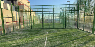 18.000 euros en césped de plástico en las 3 pistas de pádel del Polideportivo de La Luz