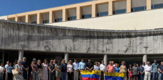 Los concejales en el Ayuntamiento guardan un «minuto de silencio» en solidaridad con Venezuela