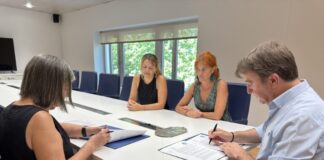 Renovación de colaboración con FINSOL para apoyar a escolares vulnerables