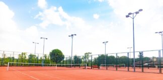 Las pistas de tenis de Embarcaciones estrenan renovación y una nueva pista de pickleball